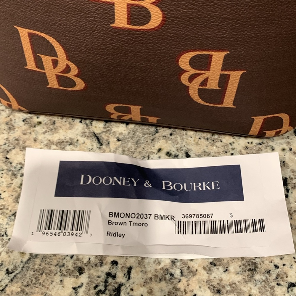 LMT: Dooney & Bourke Monogram Ridley - Picture 11 of 17